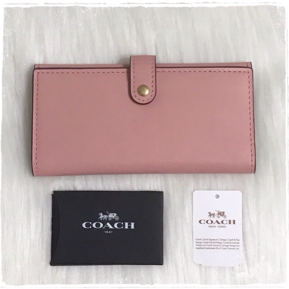 Coach Handbags - NWT! Coach 1941 Slim Trifold Glovetanned Wallet